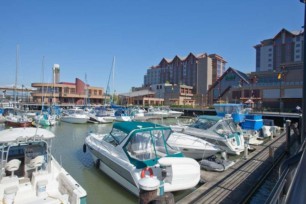 River Rock Casino Hotel Richmond Bagian luar foto